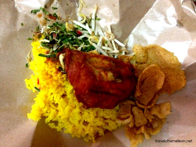 This what my chosen breakfast. It's called Nasi Kerabu Kuning. 